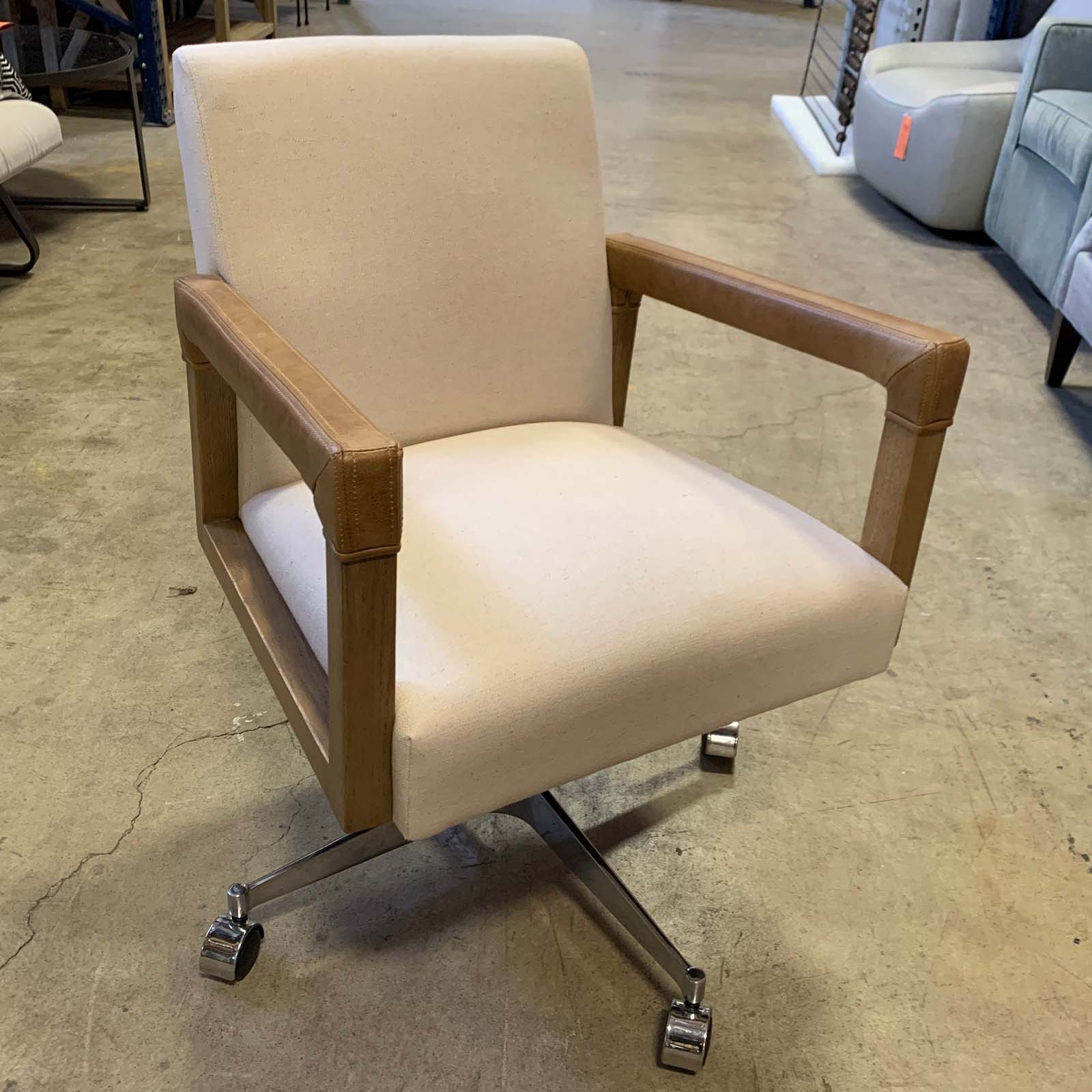 Rouge Desk Chair