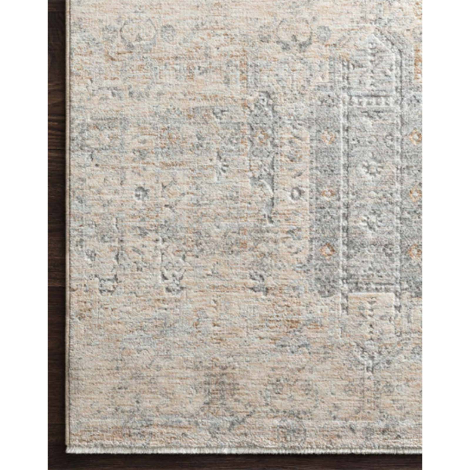 7'10" x 10' Rug