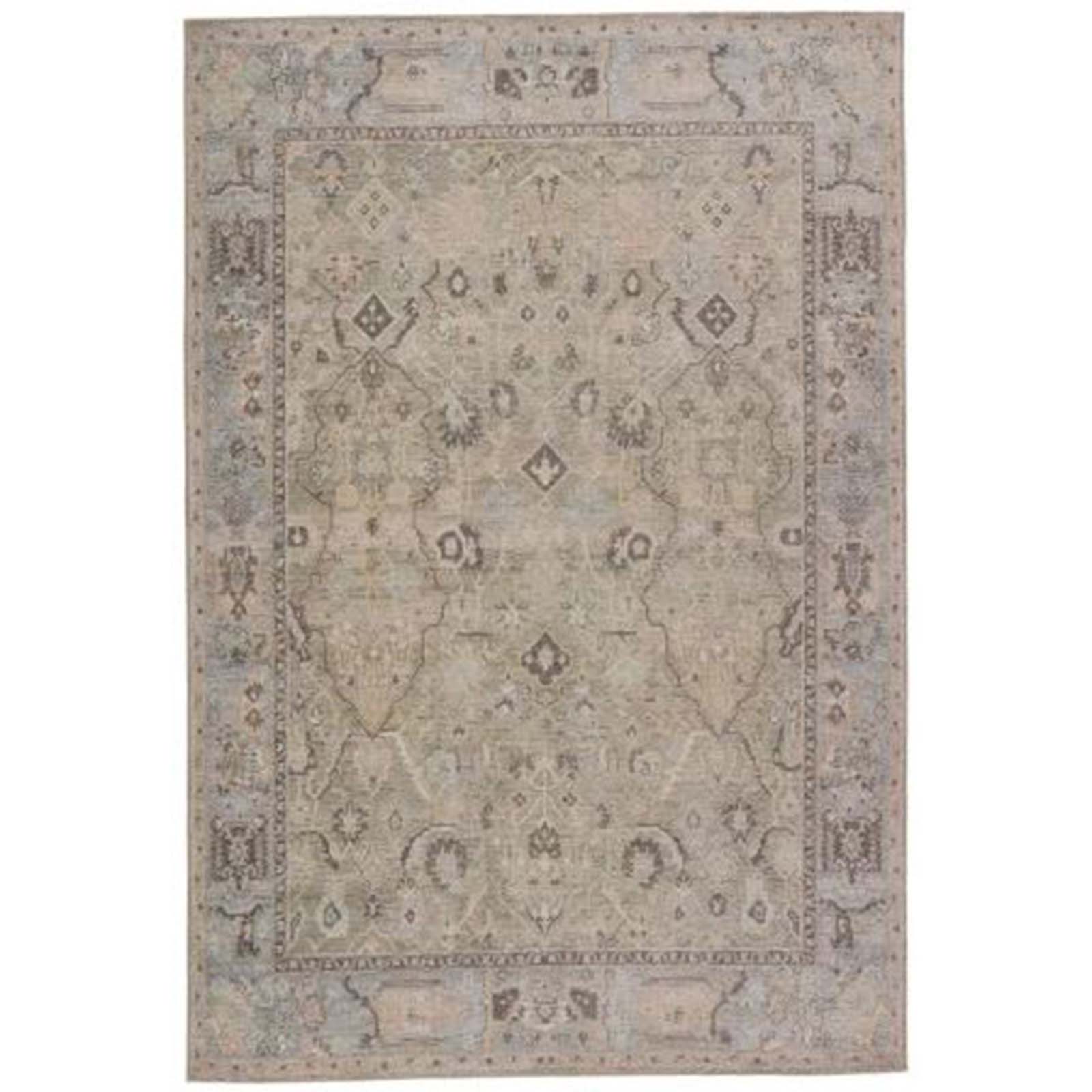 7'6" x 9'6" Rug