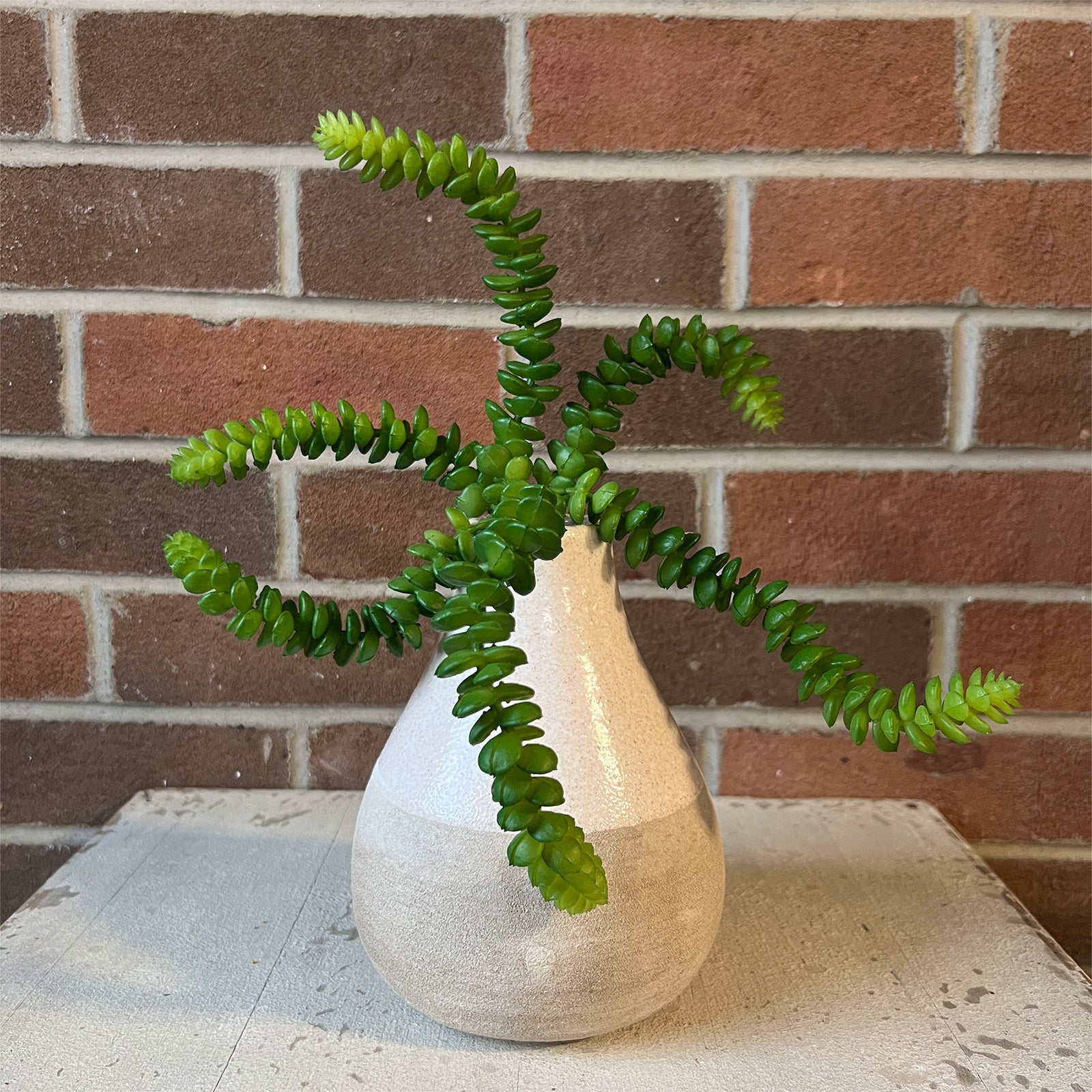 9" Donkey Tail Pick - Green