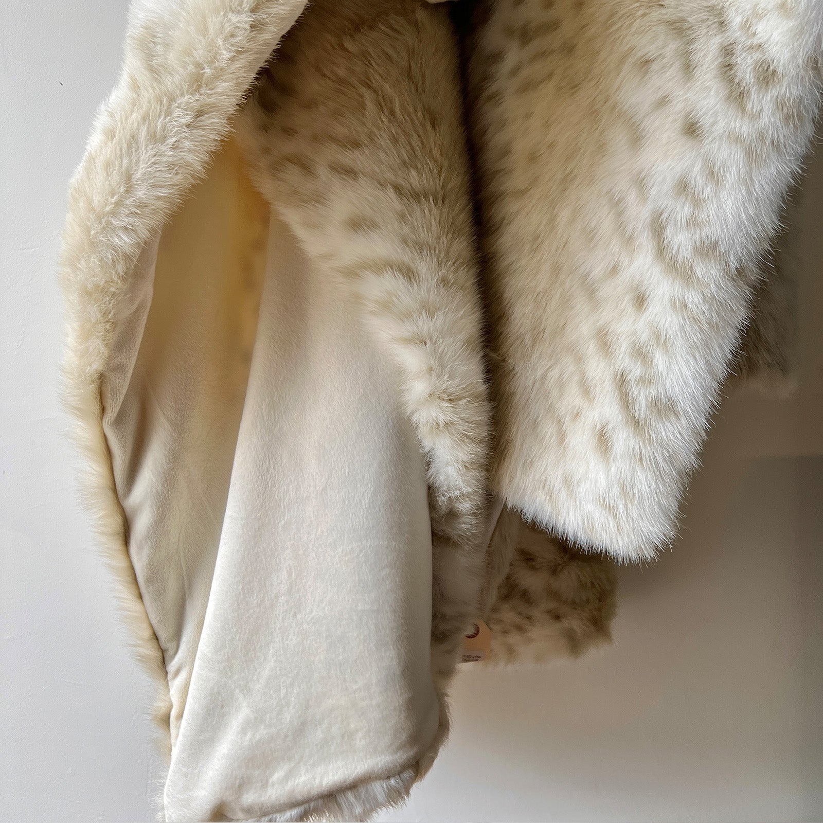 Faux Fur Throw - Taupe Lynx