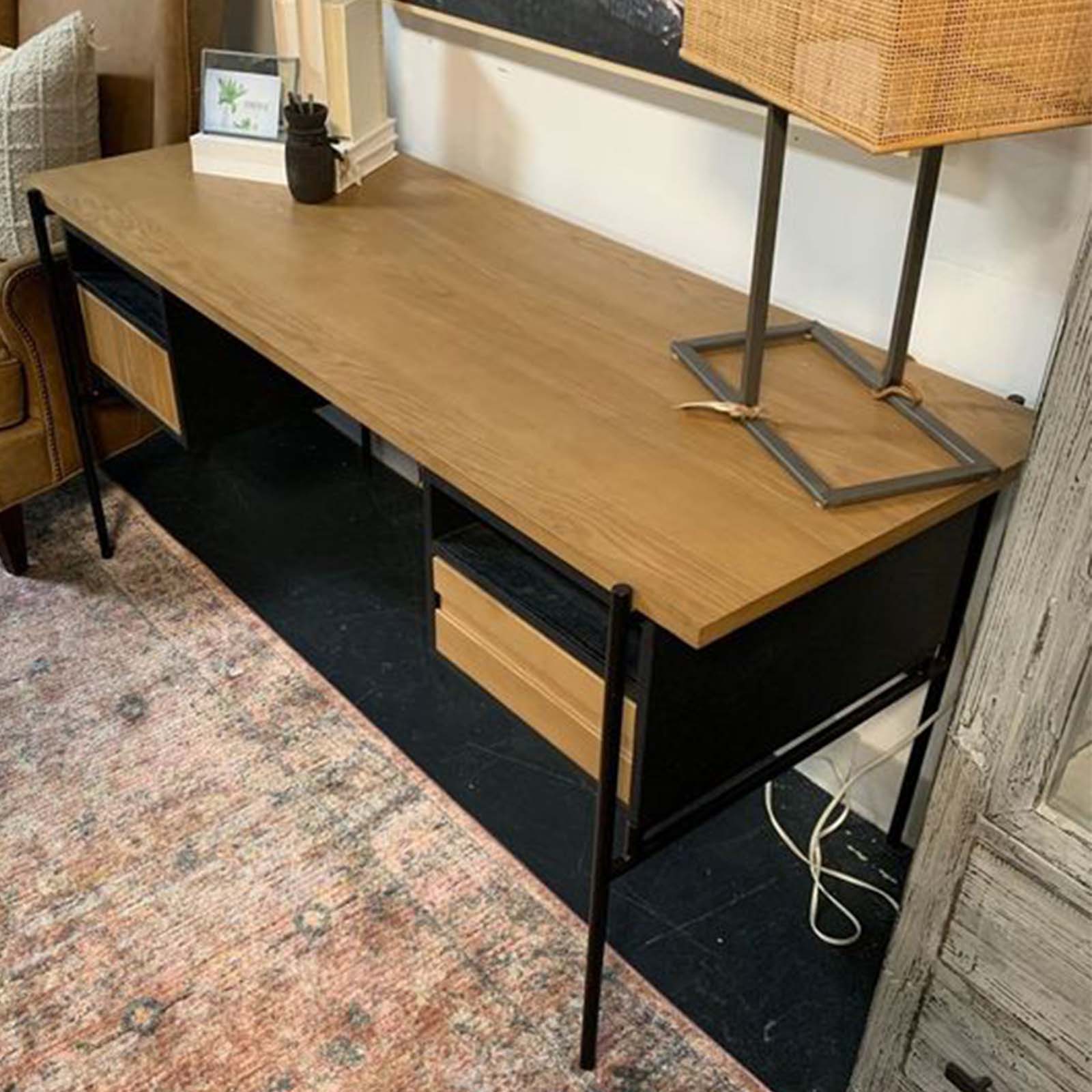 Monica Desk