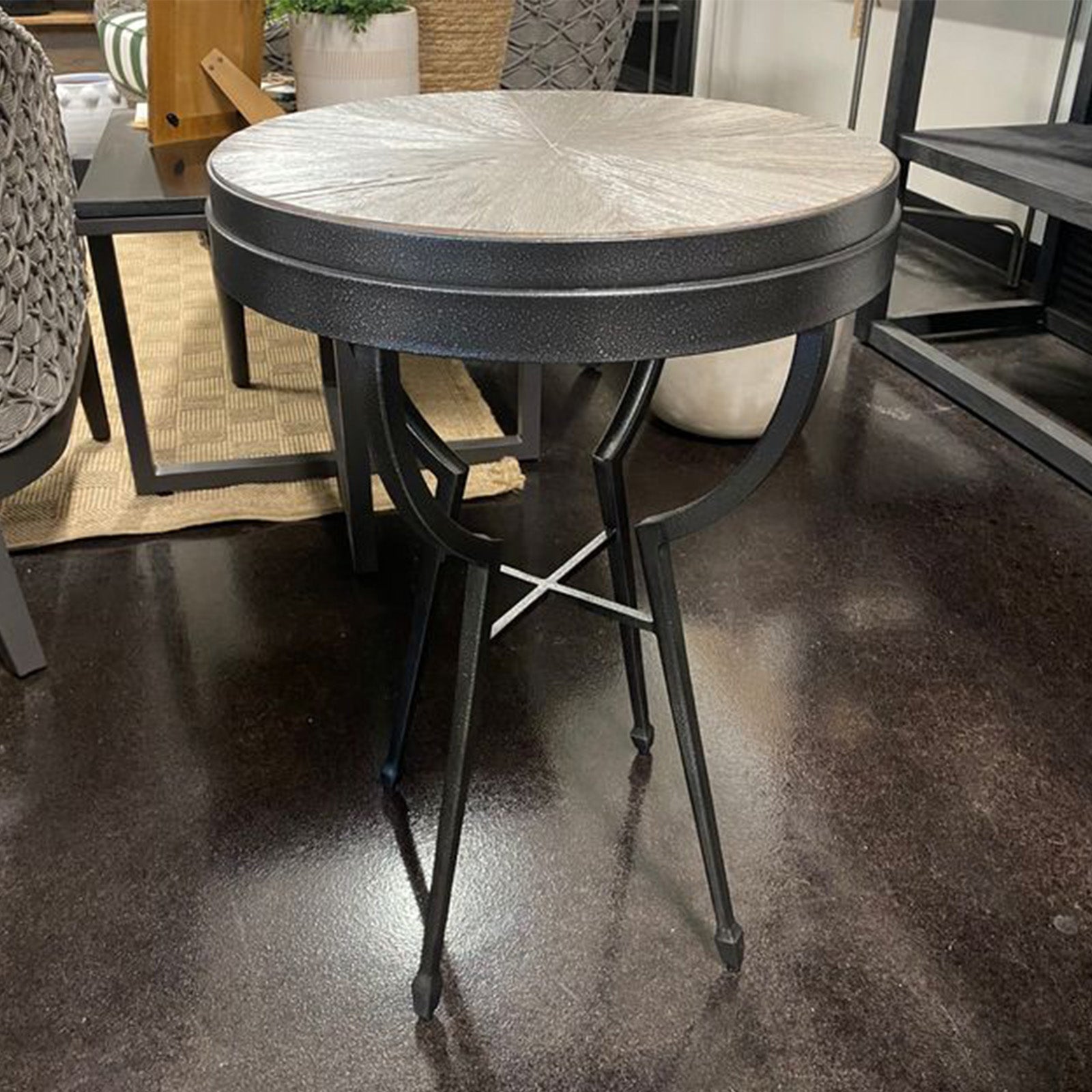 Deva Side table