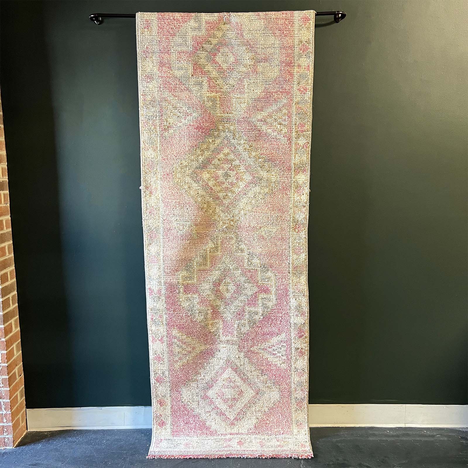 Vintage Rug No. 14