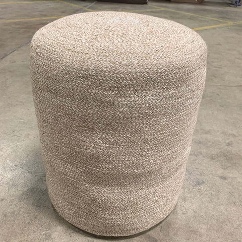 Max 18" Pouf