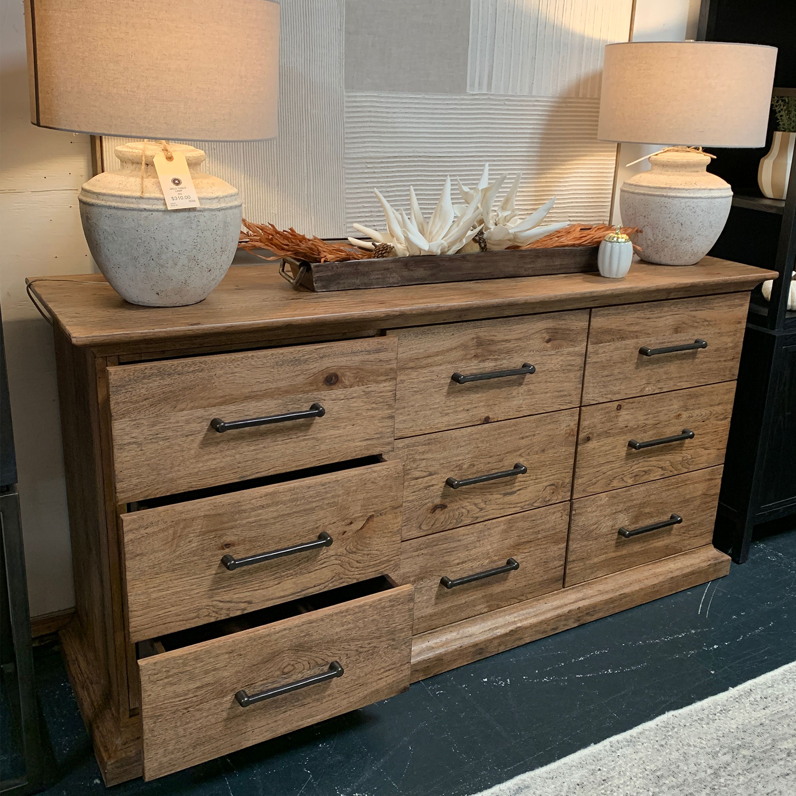 Delware Dresser