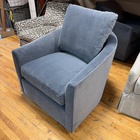 Astoria Swivel Chair