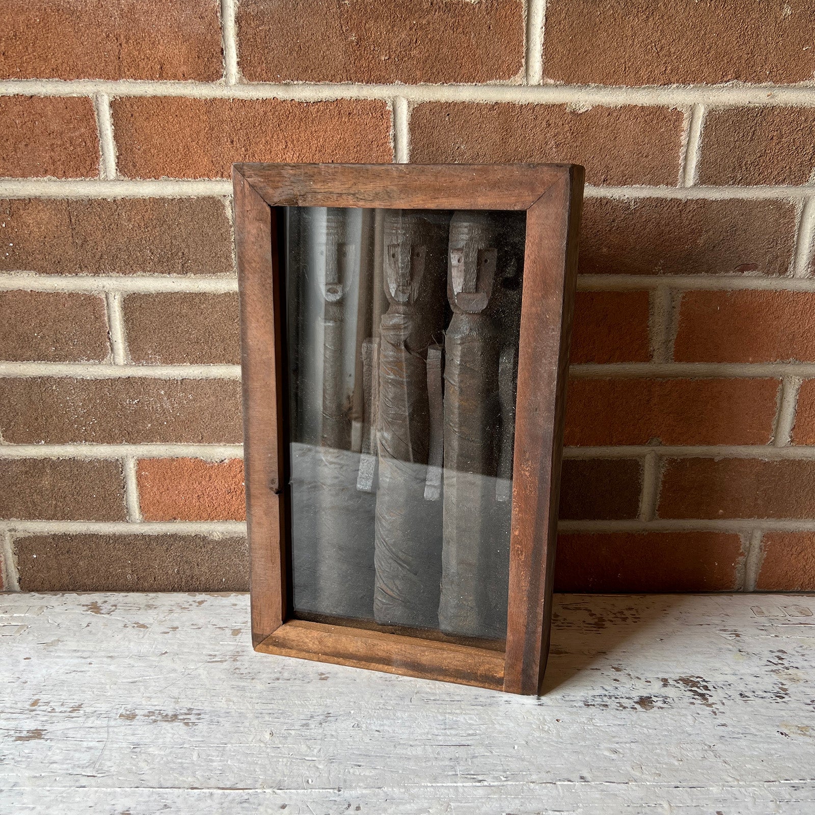 3 Wood Puppets Frame