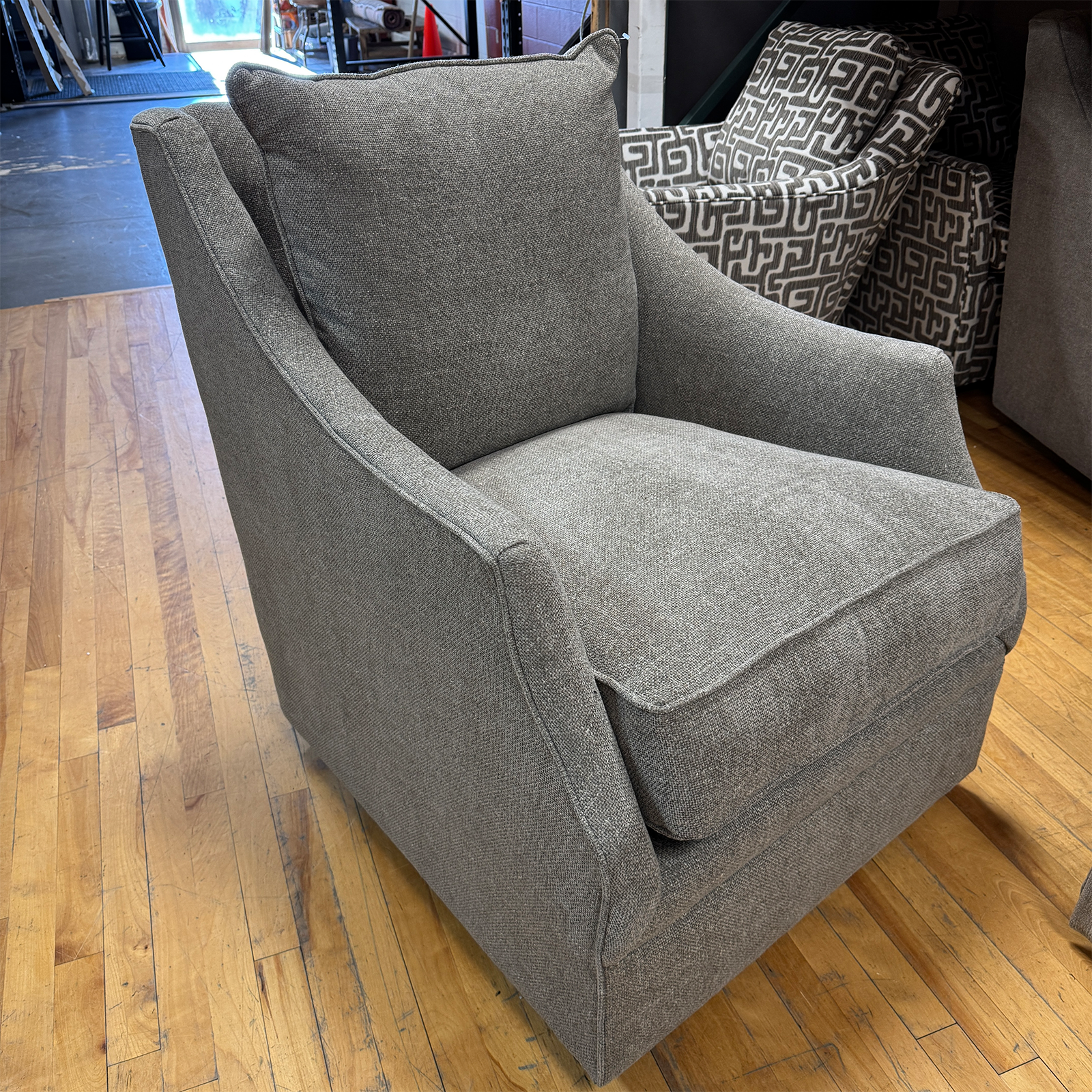 Kori Swivel Chair