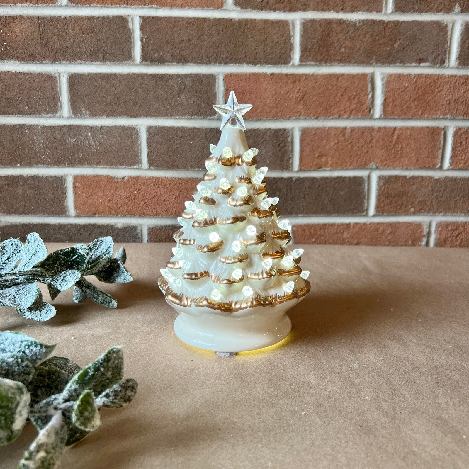 White/Gold Lighted Tree