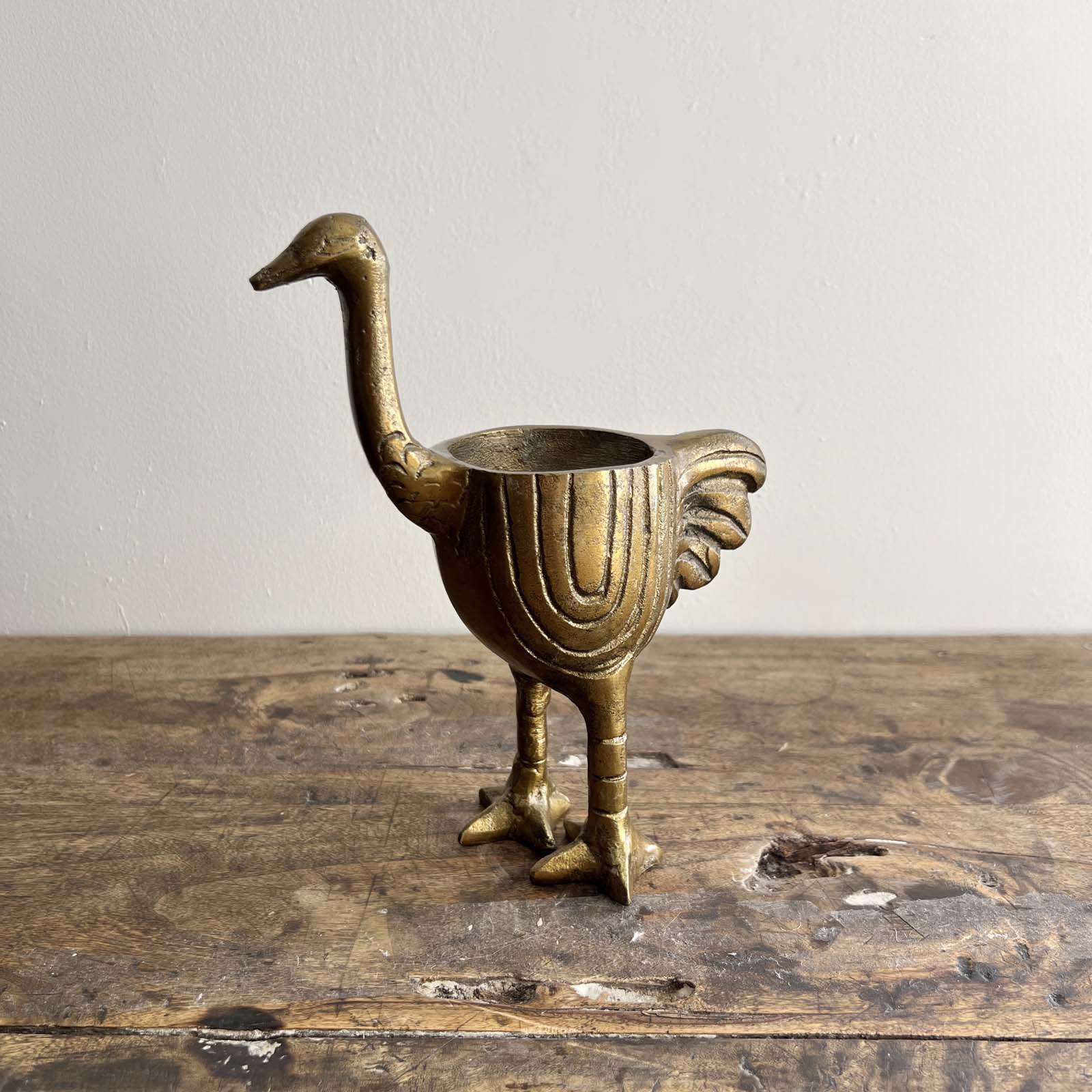 Ostrich Pot