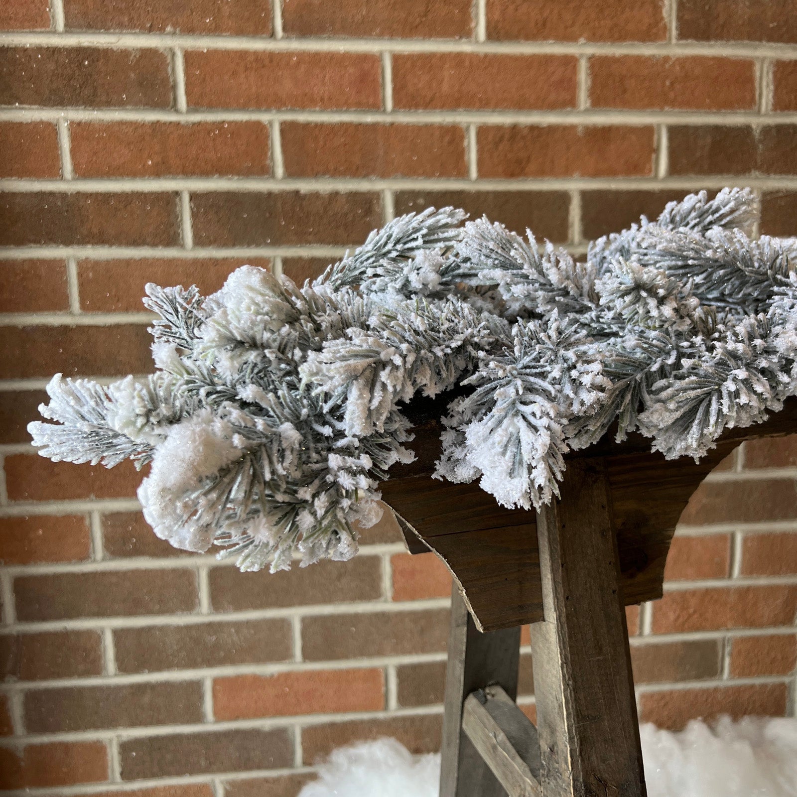 Snowed Pine Garland