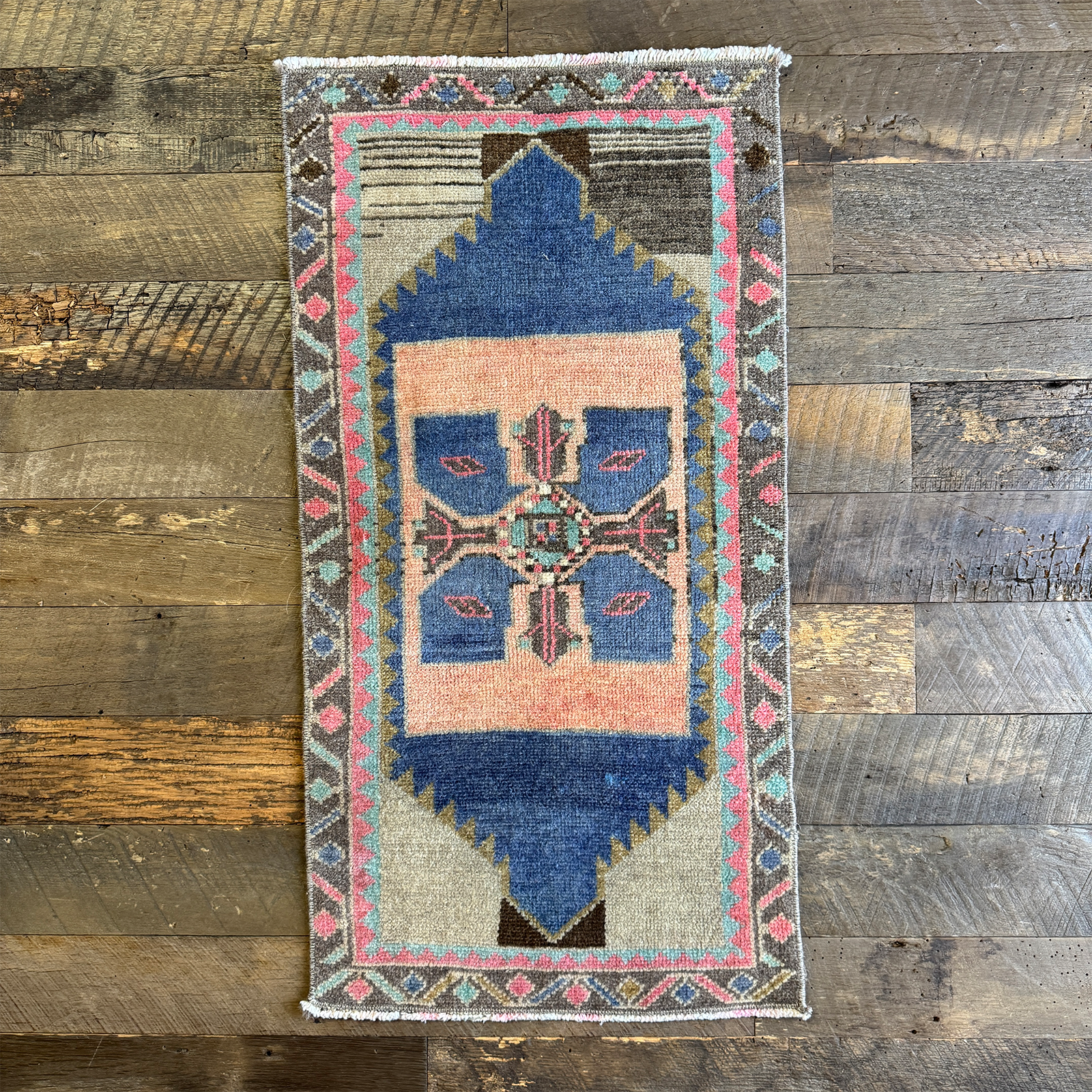 Vintage Rug No. 103