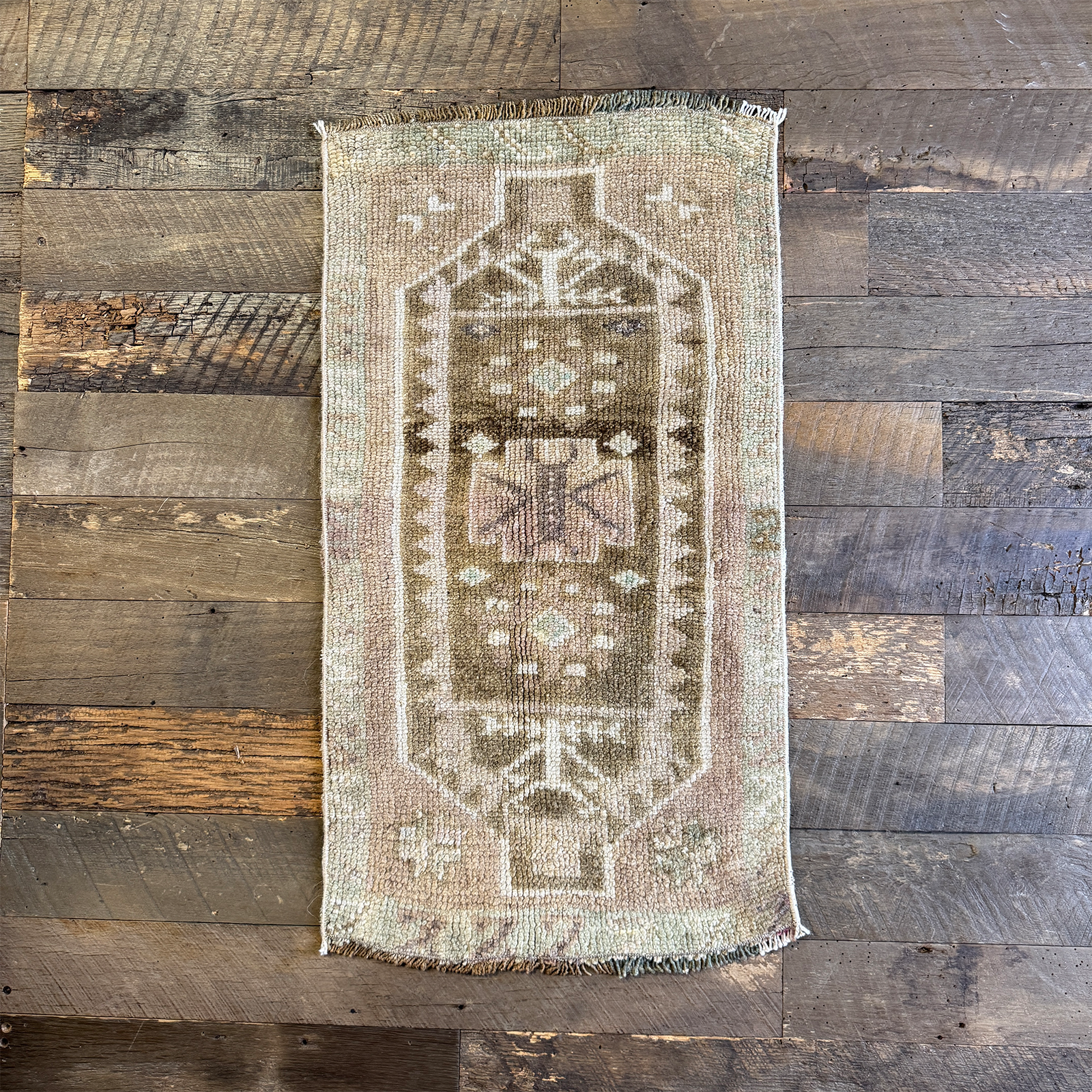 Vintage Rug No. 107