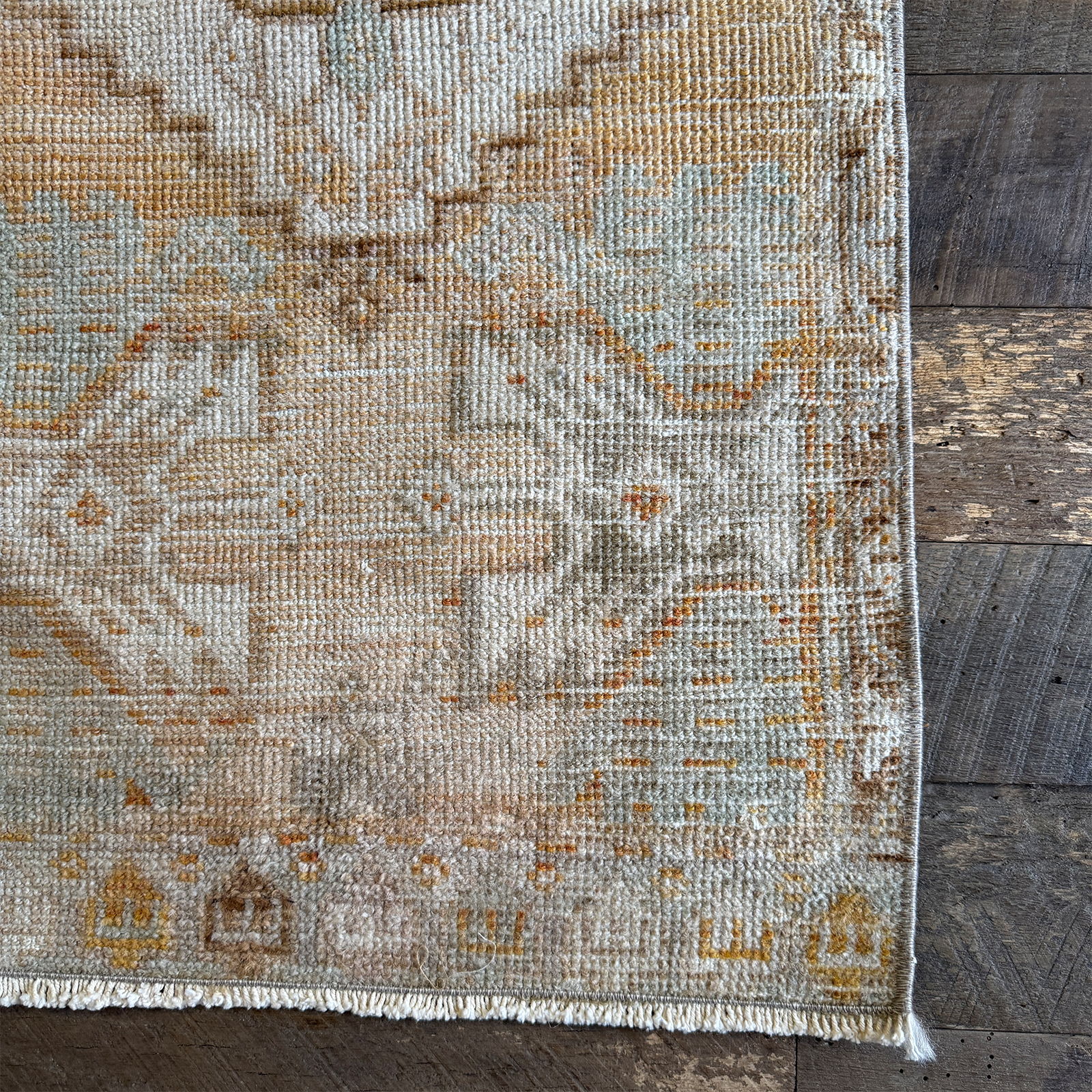 Vintage Rug No. 117