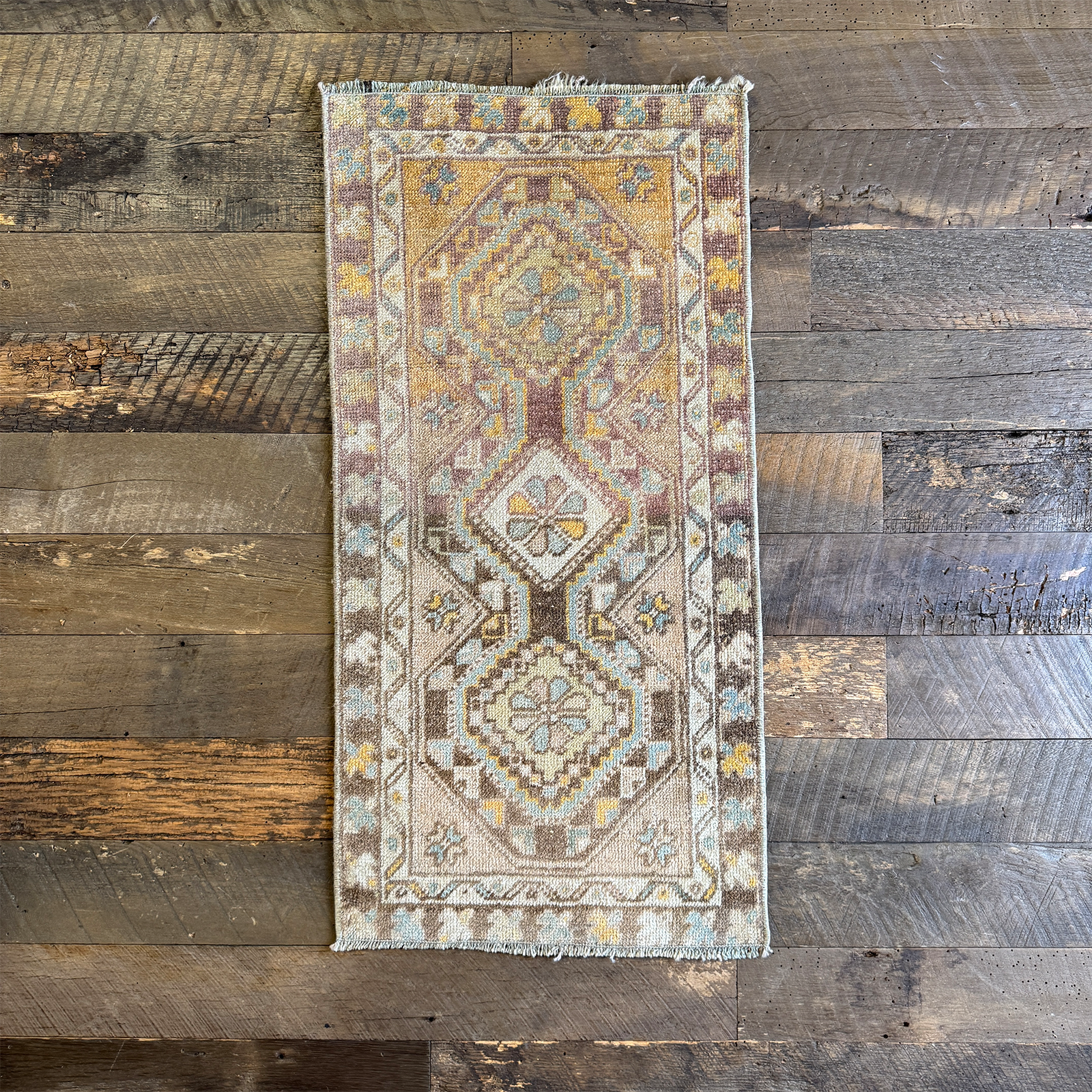 Vintage Rug No. 132