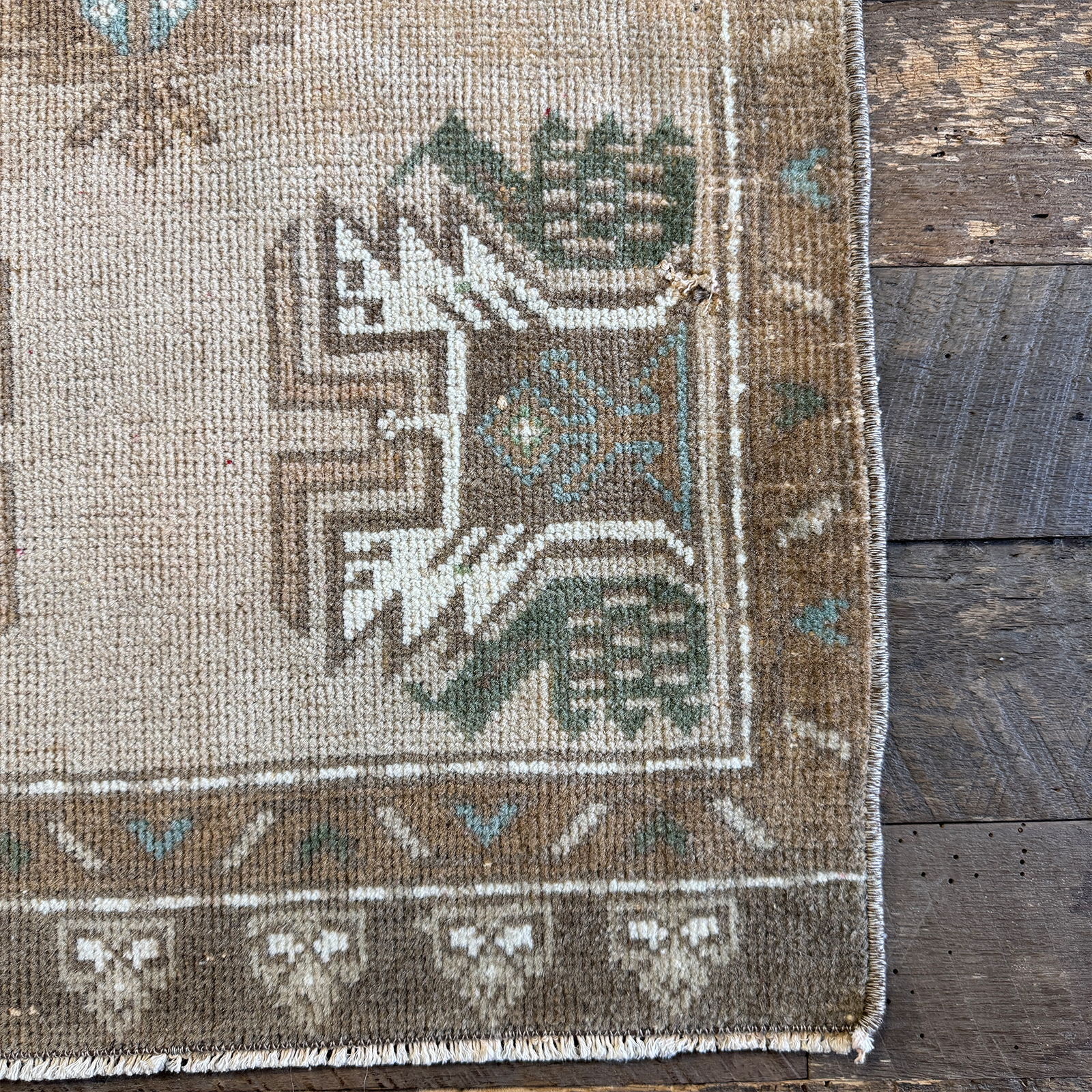 Vintage Rug No. 135