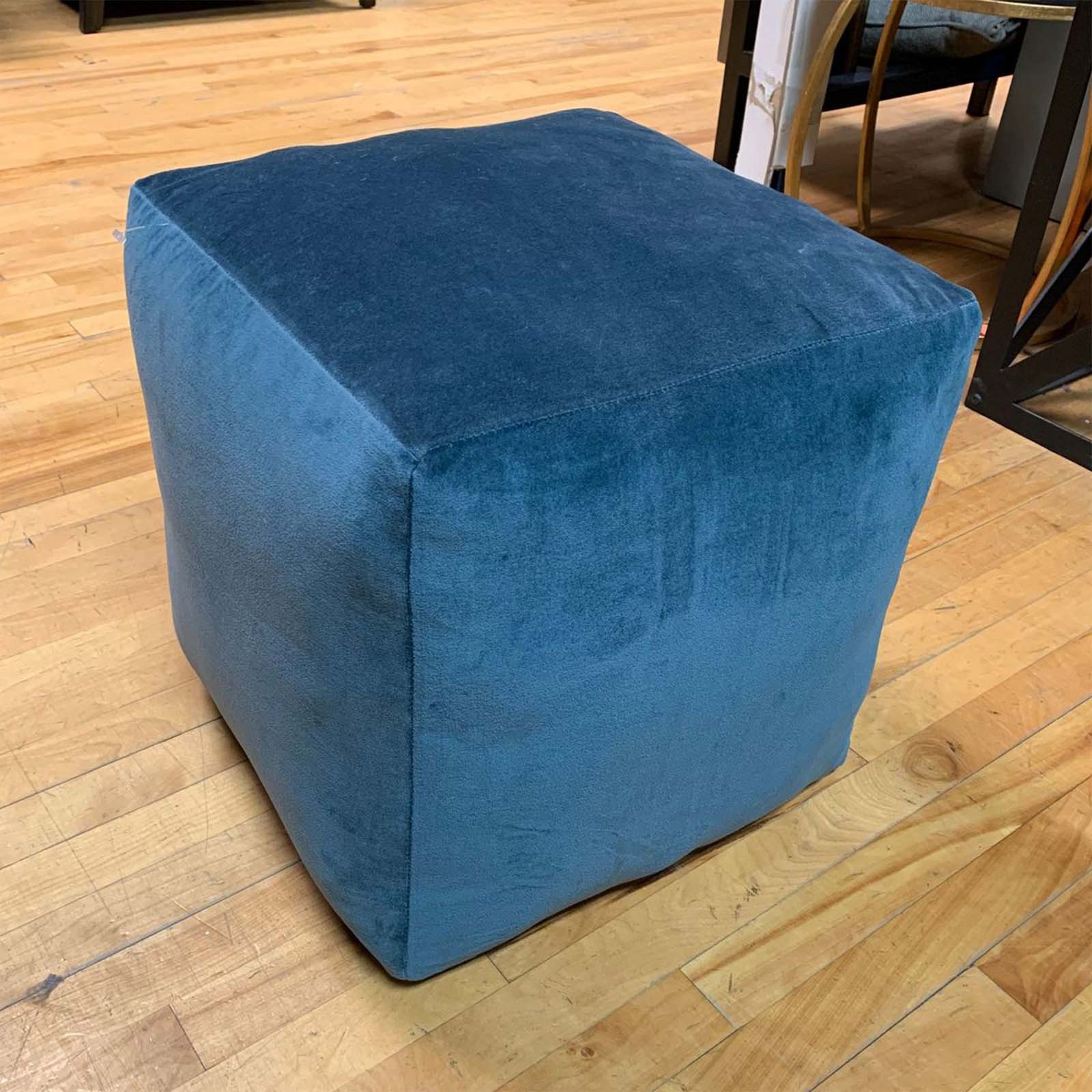 Marco 18" Pouf - Blue