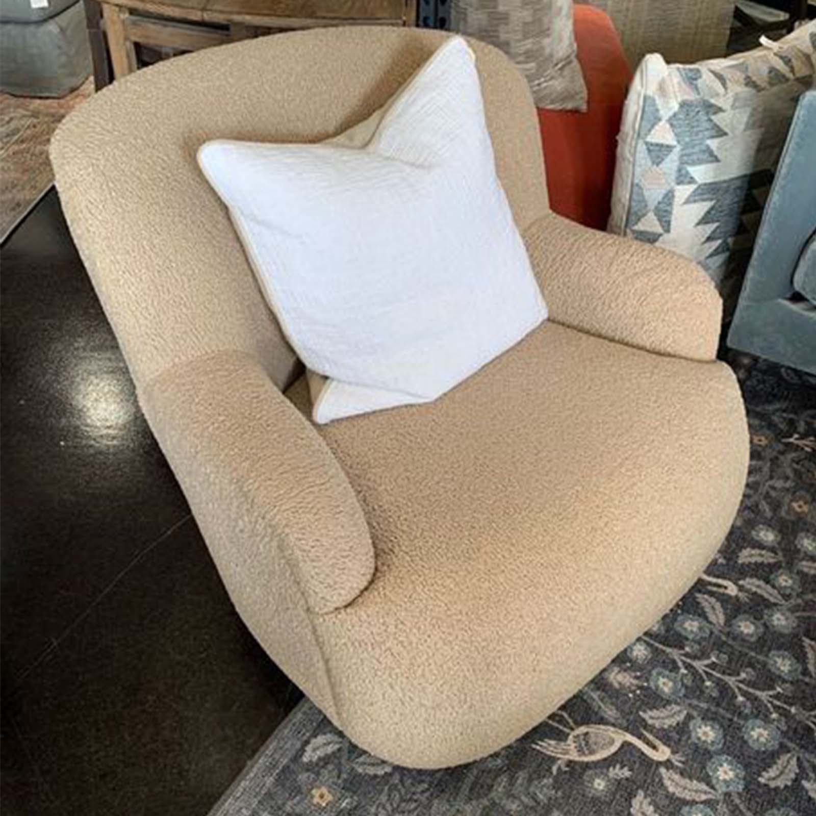 Nikita Swivel Chair