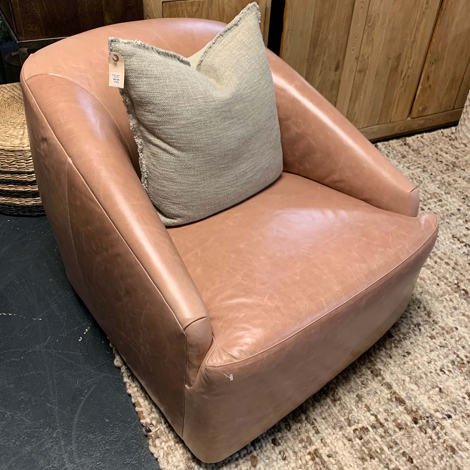 Vernal Swivel Chair