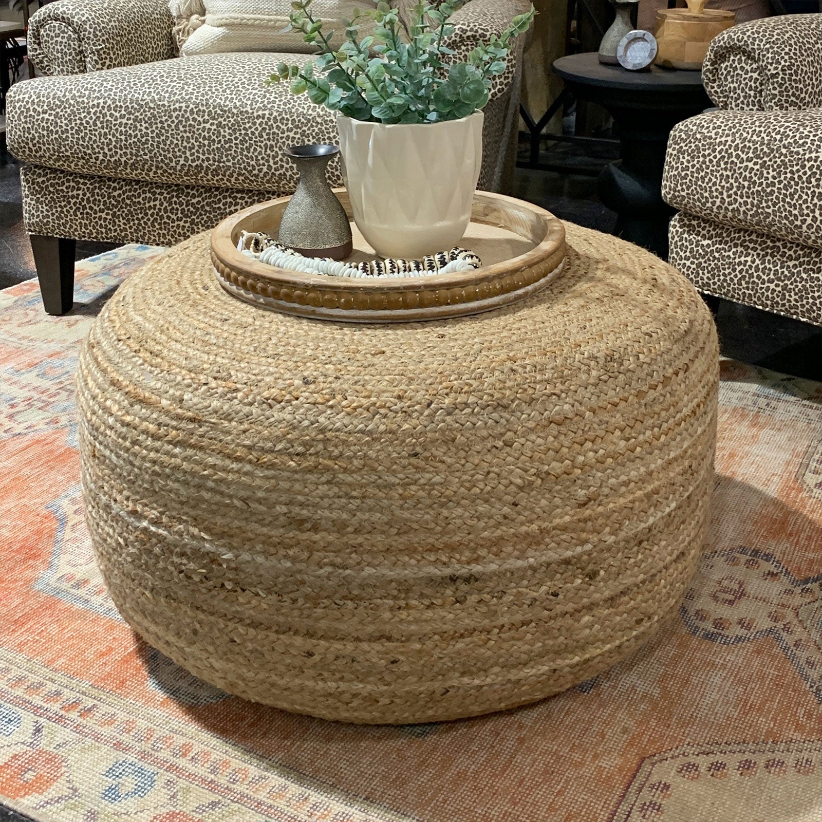 Avery 29" Pouf