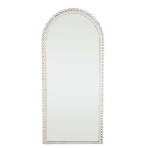 Giselle Mirror