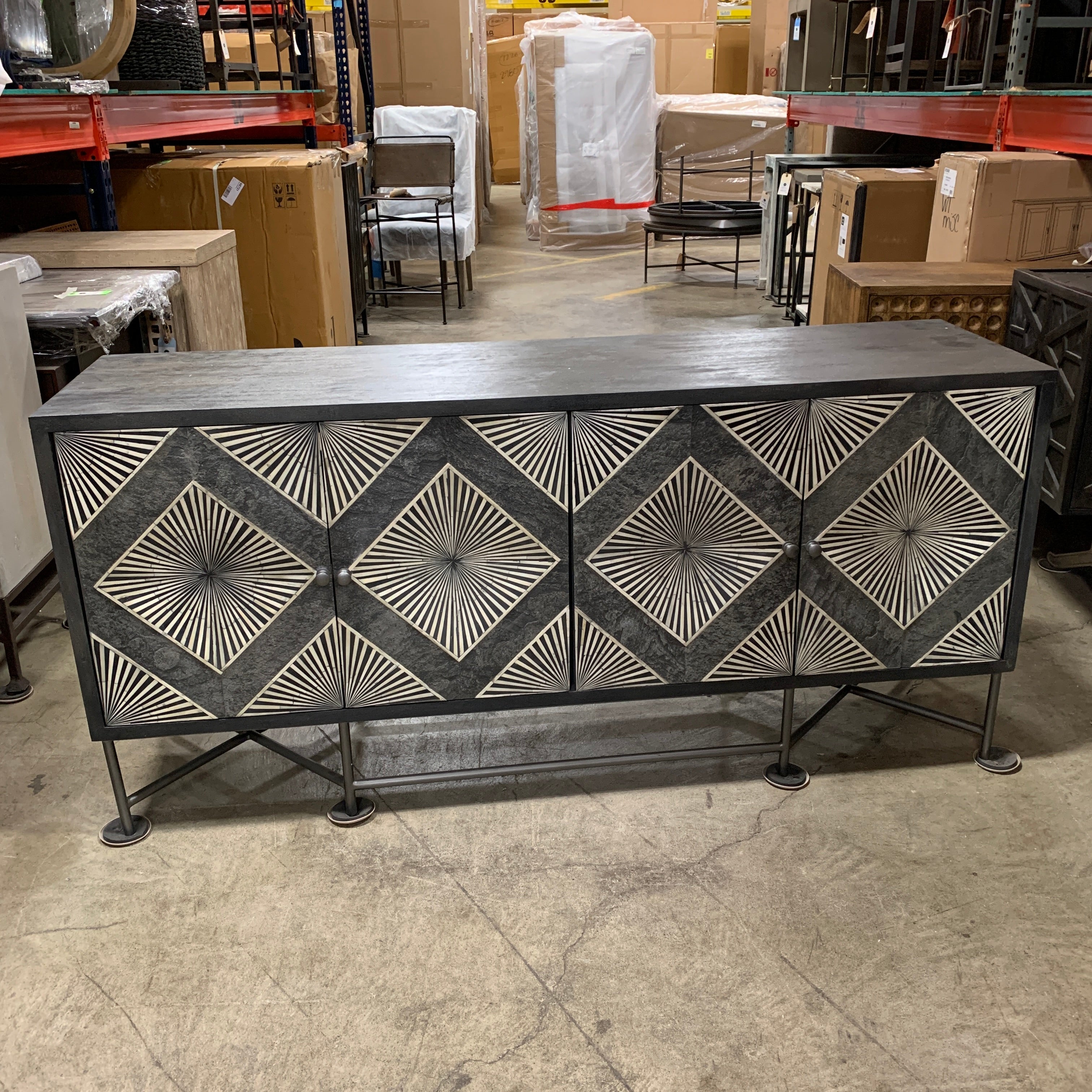 Pelle 67" Credenza