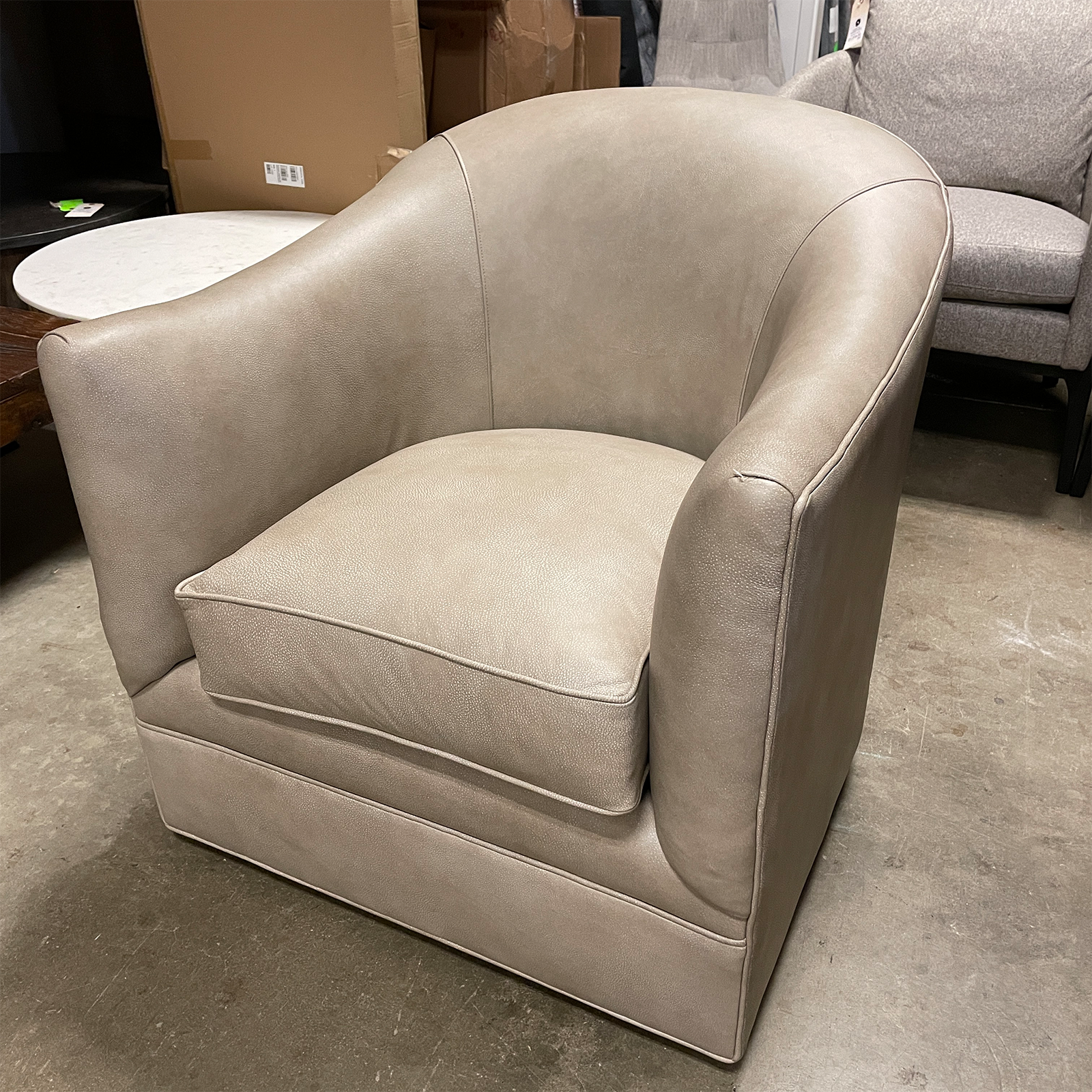 Leyden Swivel Chair