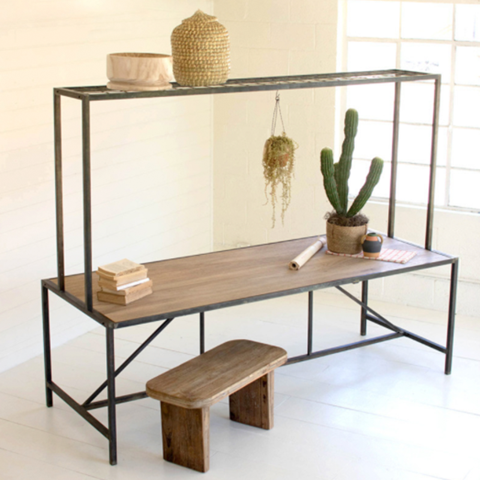 Maci 95" Display Table